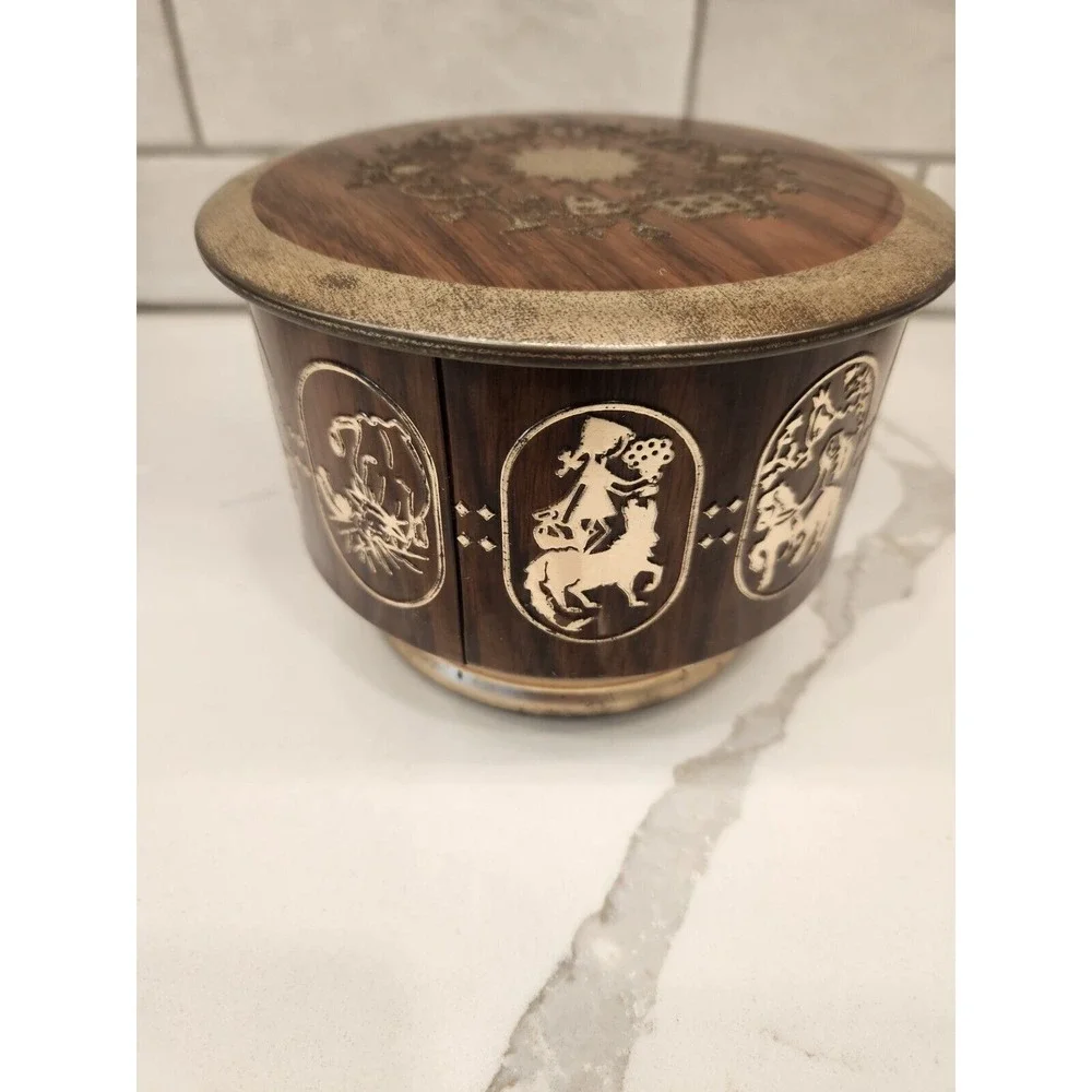 VTG West‎ Germany Storage Tin Fairy Tale Characters Brown And Gold Box Container